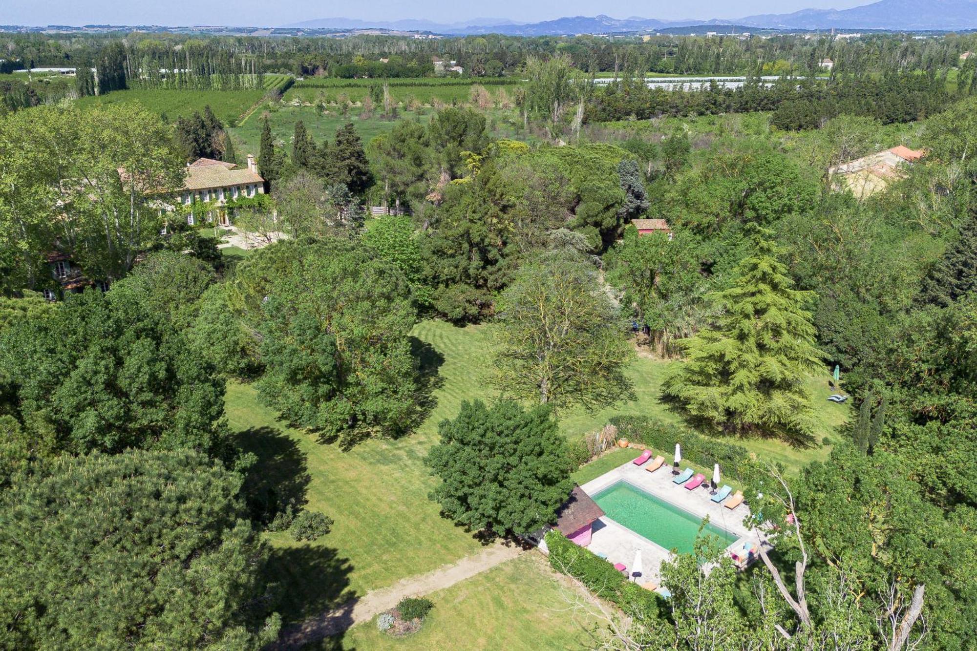 Domaine De Rhodes B&B Avignon Exterior photo